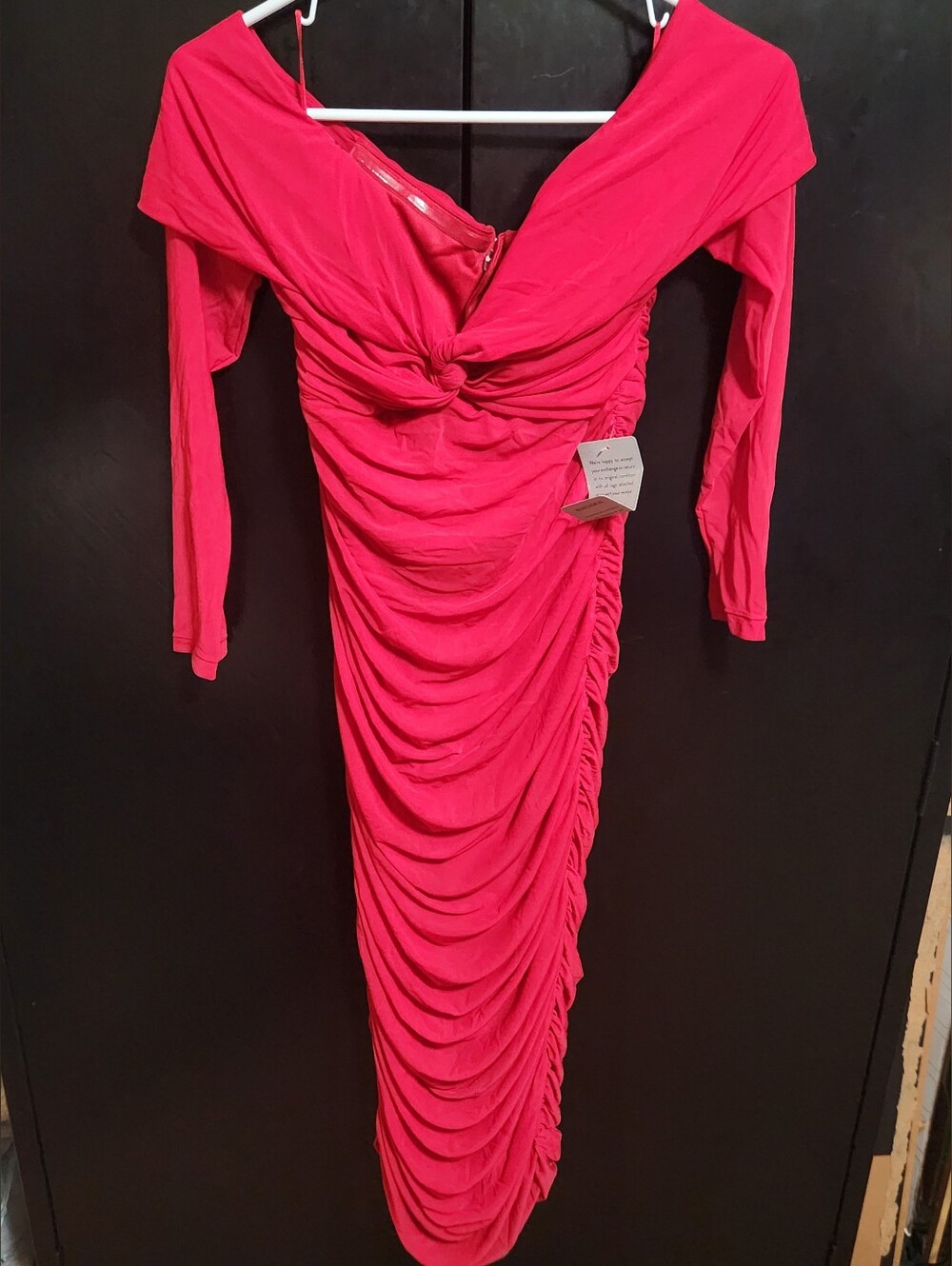 NWT Bardot Fire Red Off-The-Shoulder Ruched Midi Dress Size 6 Nordstrom
